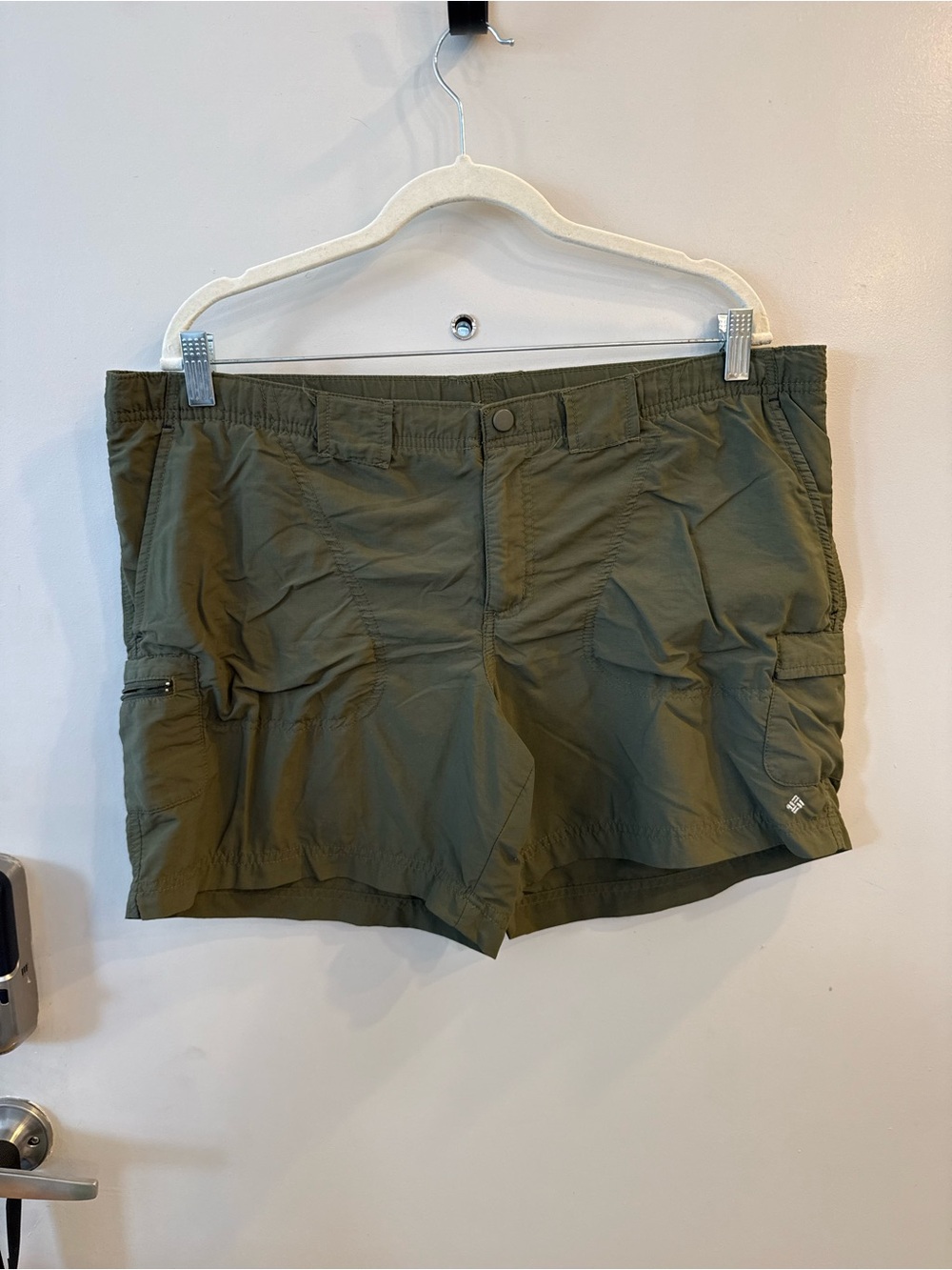 Columbia Women’s Olive Green Outdoor Shorts